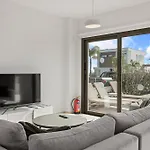 Serenity Waves 11 * Larnaca